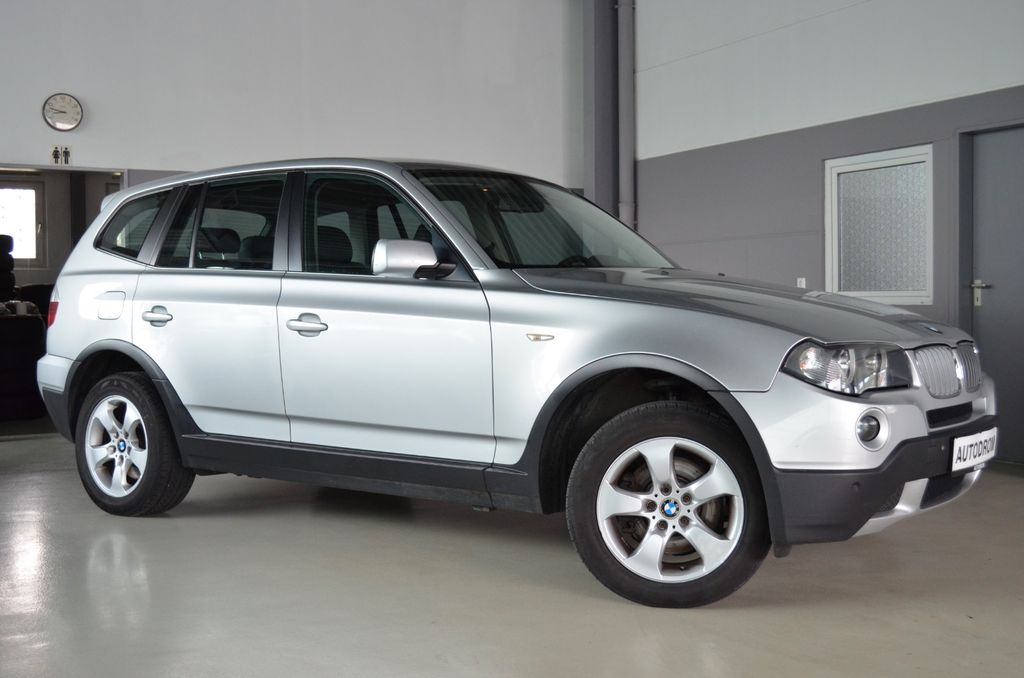 Bild des Angebotes BMW X3 2.5 si 1.Hand/Leder/Klimaautomatik