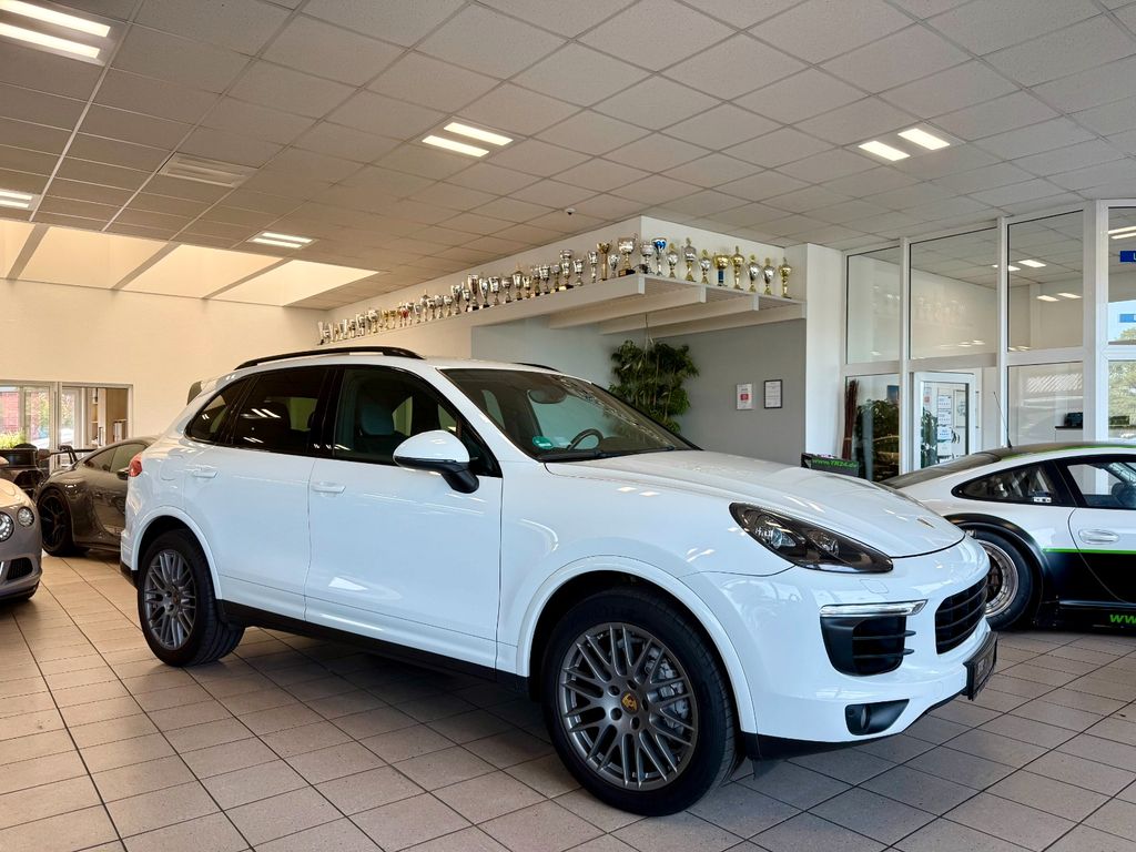 Bild des Angebotes Porsche Cayenne Diesel Platinum Edition Kamera/Xenon/DAB