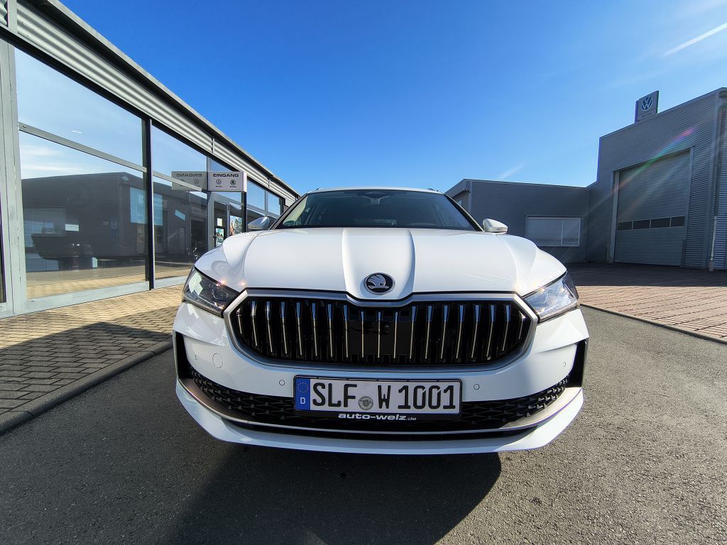 Bild des Angebotes Skoda Superb Combi 1.5 TSI iV DSG L&K