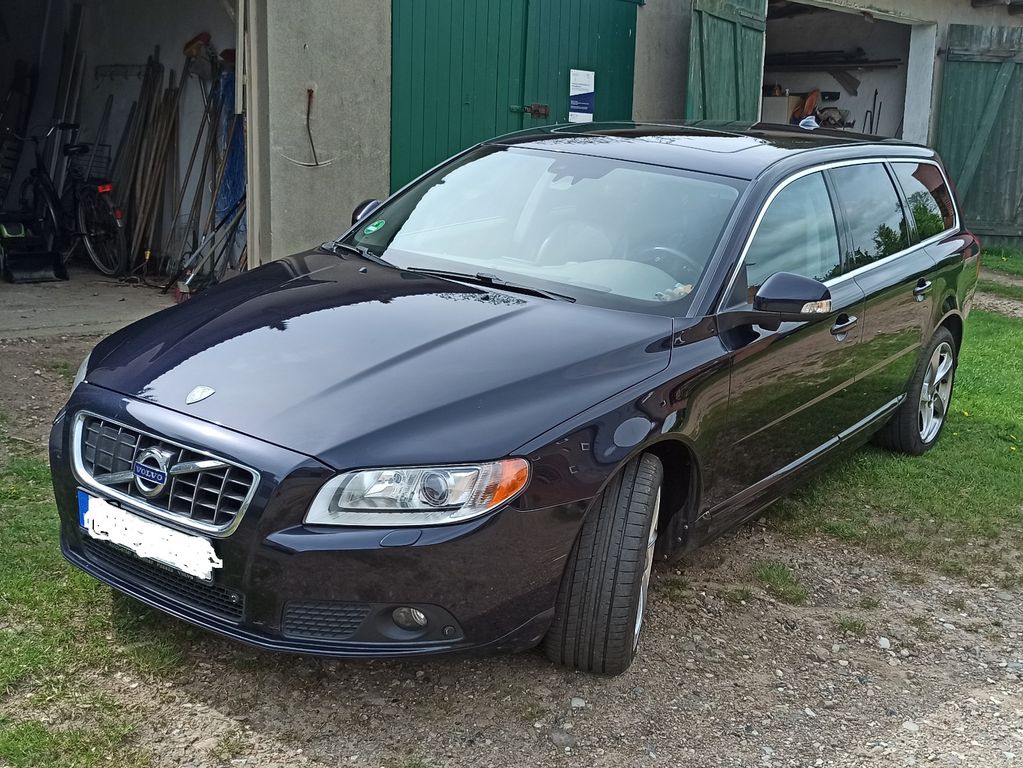 Bild des Angebotes Volvo V70 T6 AWD Geartronic Summum