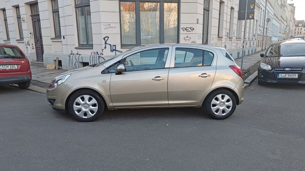 Bild des Angebotes Opel Corsa 1.2 Klimaanlage 8 fach bereift TÜV 12/26