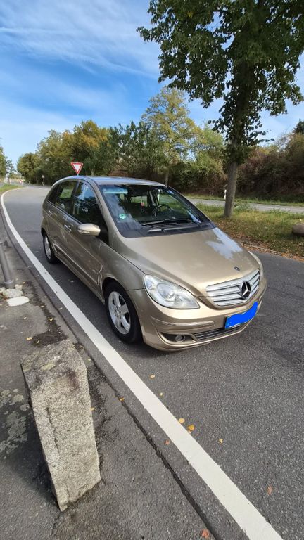 Bild des Angebotes Mercedes-Benz B 200 Standard