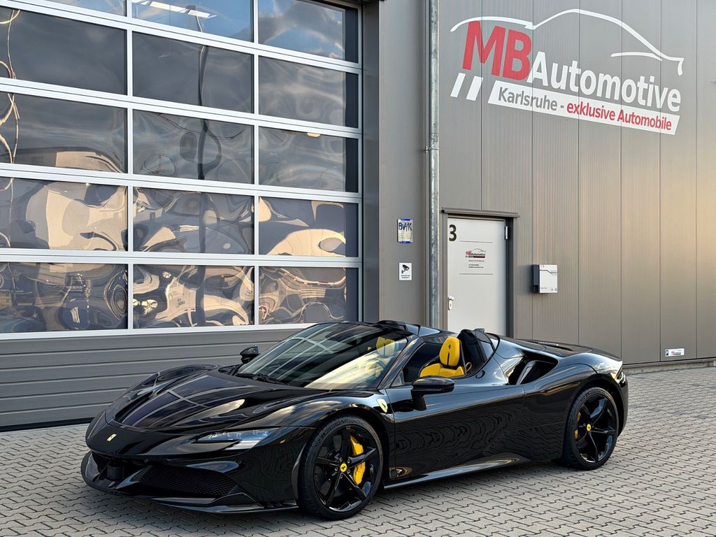 Bild des Angebotes Ferrari SF90 Spider Nero DS Pelle Gialla Carbon Lift BRD