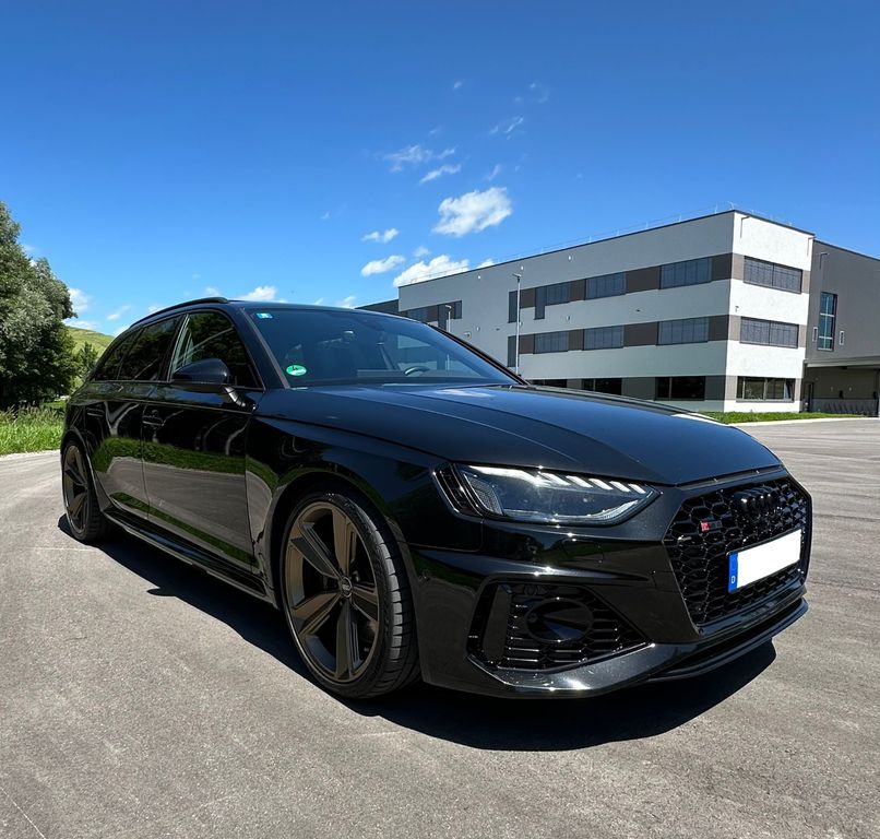 Bild des Angebotes Audi RS4 2.9 TFSI - Garantie//B&O//Pano//Service neu