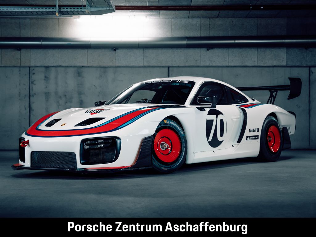 Porsche 911 GT2 RS 935 Hommage an Moby Dick Nr.6 v. 77