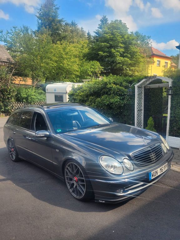 Bild des Angebotes Mercedes-Benz E 500 4MATIC T Elegance