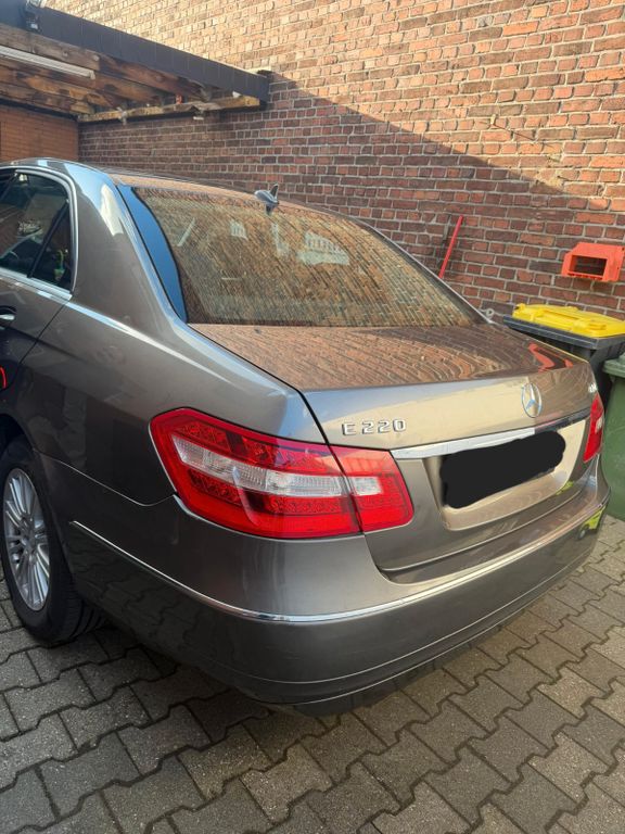 Bild des Angebotes Mercedes-Benz 220