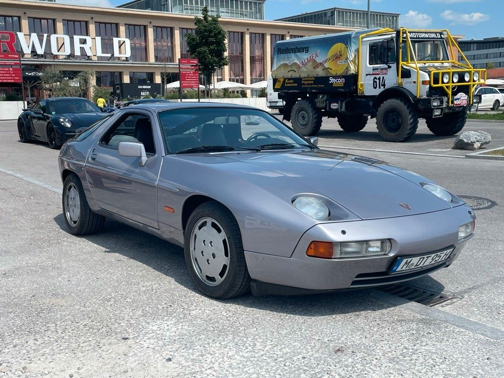Bild des Angebotes Porsche 928 S4 revidiert, seltener Schalter