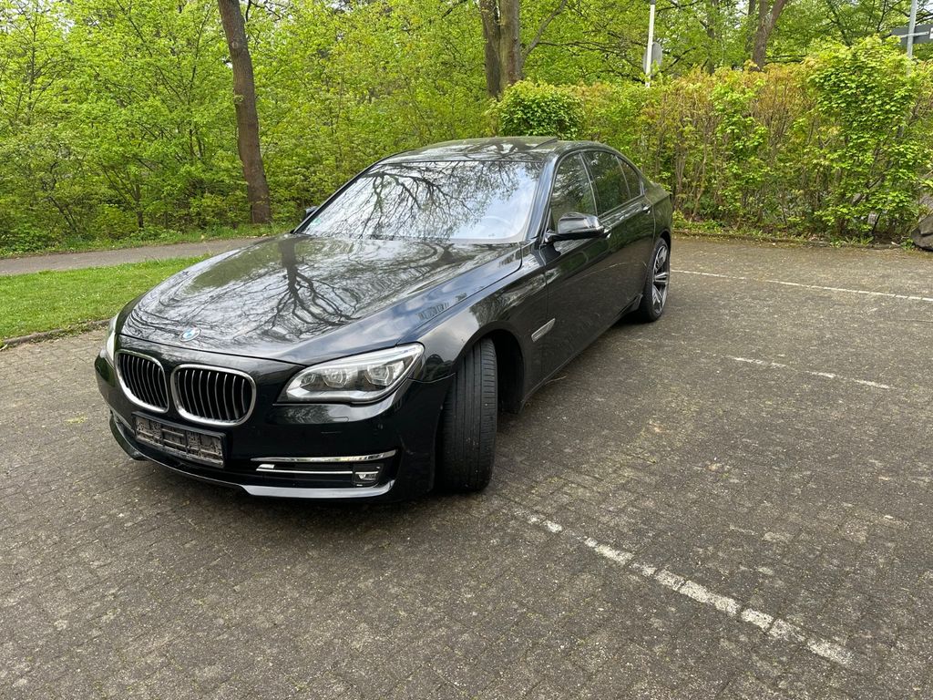 Bild des Angebotes BMW 750d xDrive - voll Ausgestattet