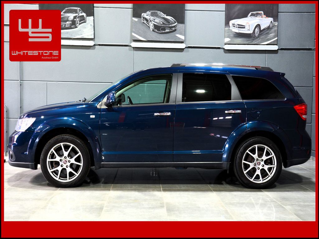 Bild des Angebotes Fiat Freemont 4WD Aut ** 7 Sitze ** DVD Leder AHK Nav