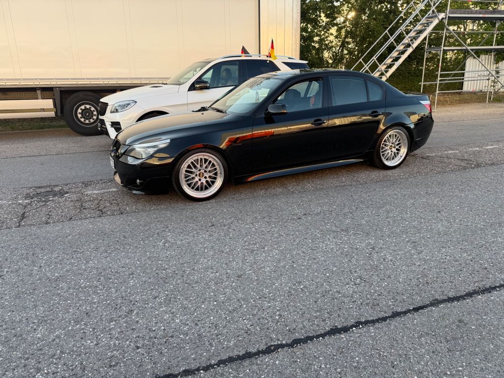 Bild des Angebotes BMW 550i Edition Sport Edition Sport