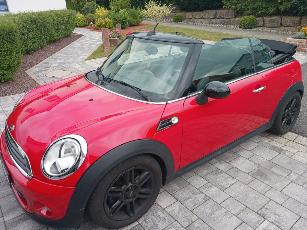 Bild des Angebotes MINI One Cabrio One - Chilli Red