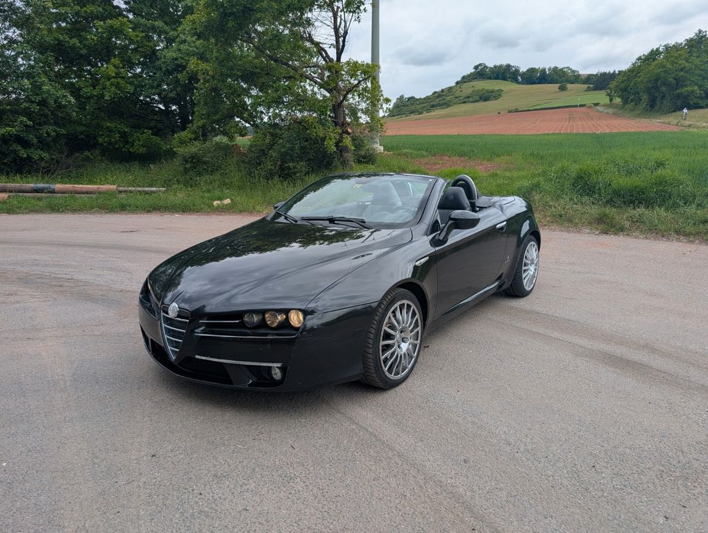 Bild des Angebotes Alfa Romeo Spider 2.2 JTS 16V Exclusive