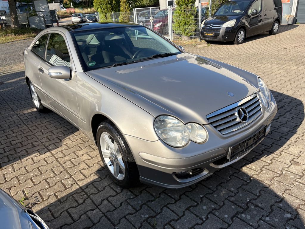 Bild des Angebotes Mercedes-Benz C 230 Sportcoupe NEUZSTD Automatik Pano  Alu