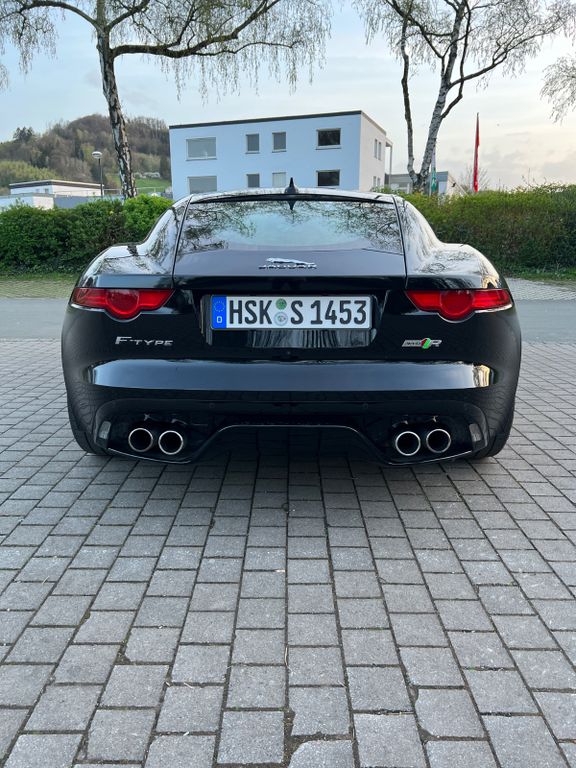 Bild des Angebotes Jaguar F-Type 5.0 L V8 R Kompressor AWD Black Edition