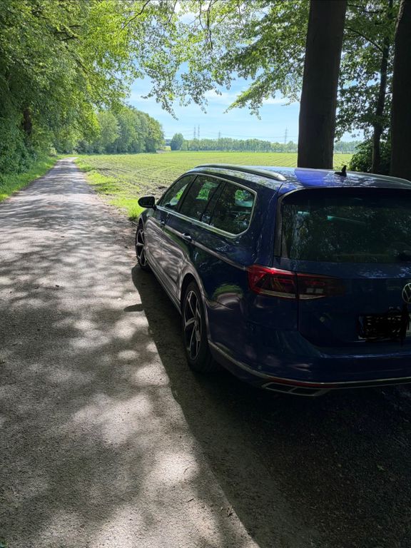 Bild des Angebotes Volkswagen Passat 2.0 TDI SCR DSG R-Line R-Line