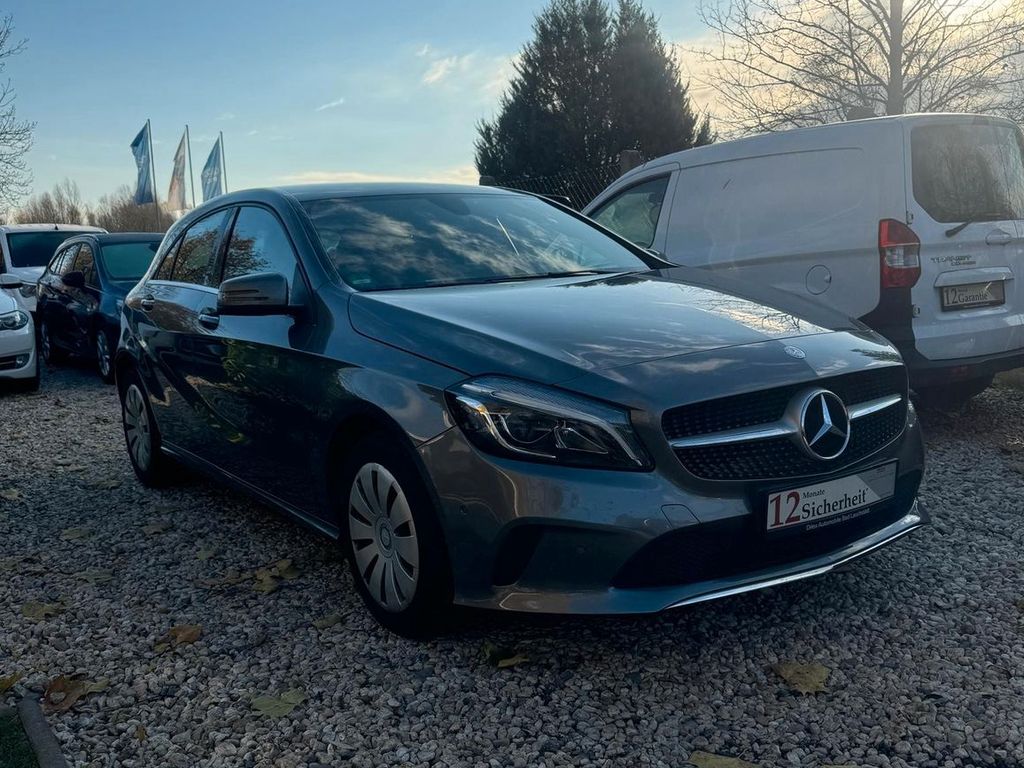 Bild des Angebotes Mercedes-Benz A 160*Led*SHZ*Navi*Garantie*