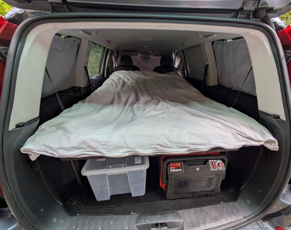 Bild des Angebotes Citroën C8 Minicamper mit VW Caddy Bett