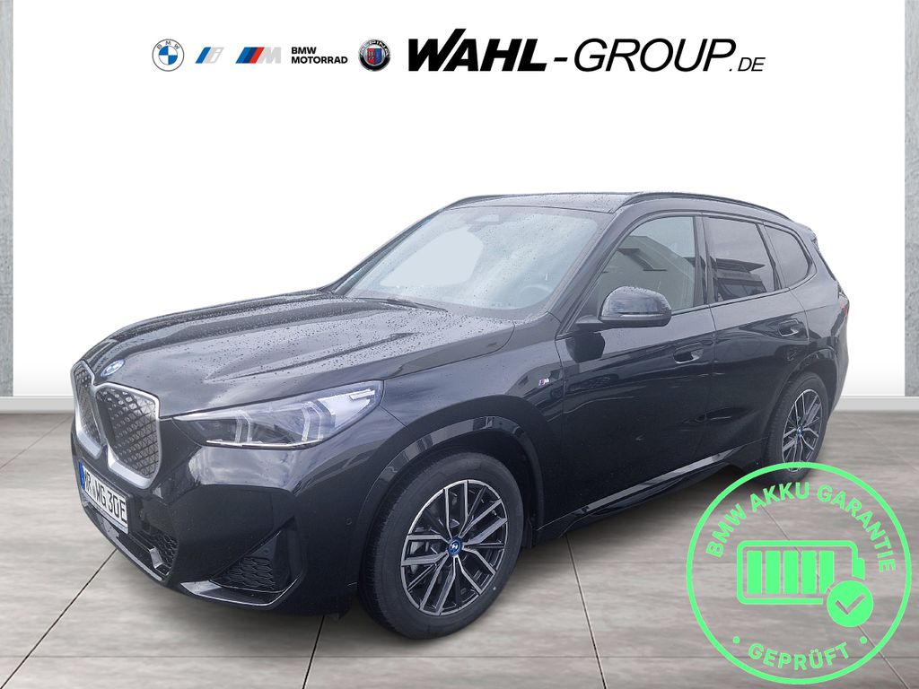 Bild des Angebotes BMW iX1 xDrive30 M Sport HeadUp LiveCockit Prof Harm