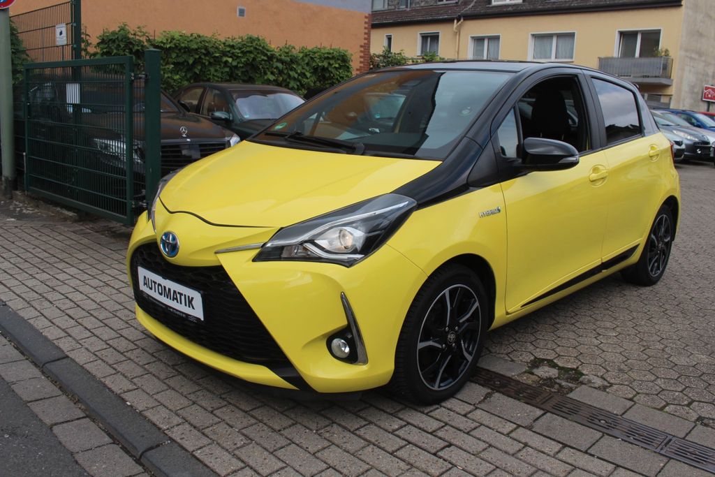 Bild des Angebotes Toyota Yaris Hybrid 1.5/Navi/Kamera/Led/Spur/Pano/Temp.