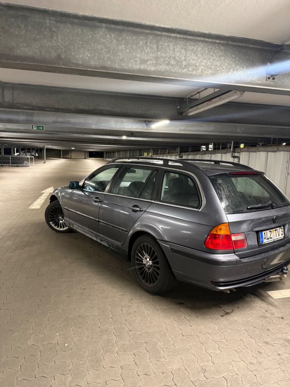 BMW 330d touring e46 x Drive ahk
