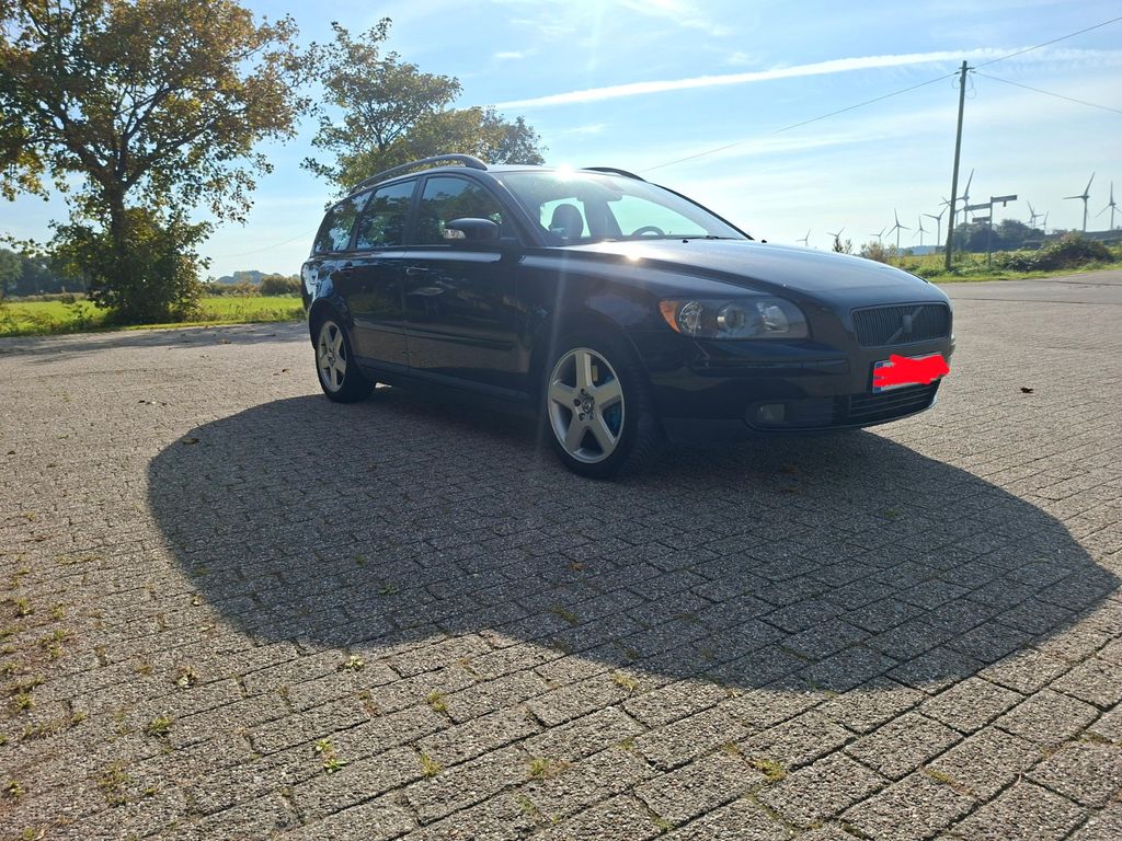 Bild des Angebotes Volvo V50 D5 Geartronic Momentum Momentum