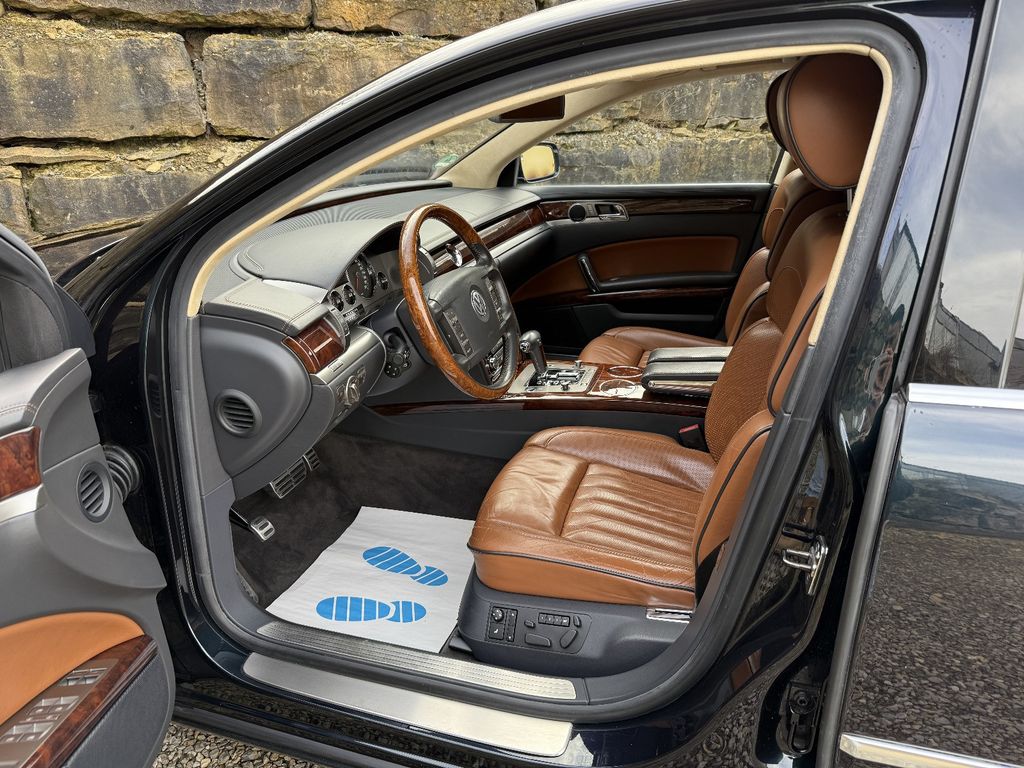 Bild des Angebotes Volkswagen Phaeton 4.2 V8 4MOTION Tiptronic 4-Sitzer -