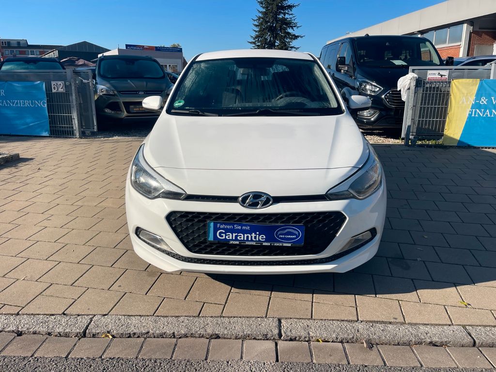 Bild des Angebotes Hyundai i20 Classic 1Jahr  Garantie