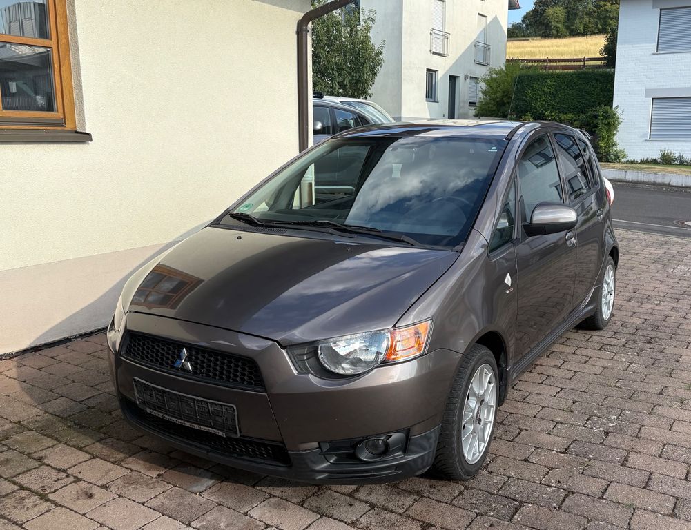 Bild des Angebotes Mitsubishi Colt 1.3 ClearTec 35 Jahre|Tüv 09/27|Sitzheitung