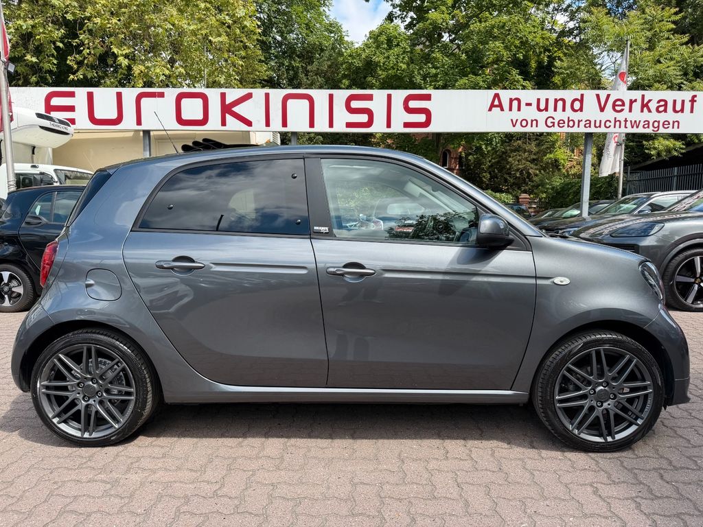 Bild des Angebotes Smart forfour 66kW BRABUS STYLE*eSD*NAVI*JBL*KAM*