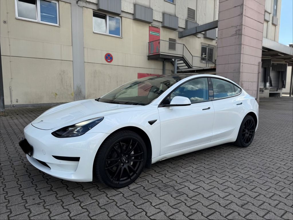 Bild des Angebotes Tesla Model 3 Standard Range Plus RWD