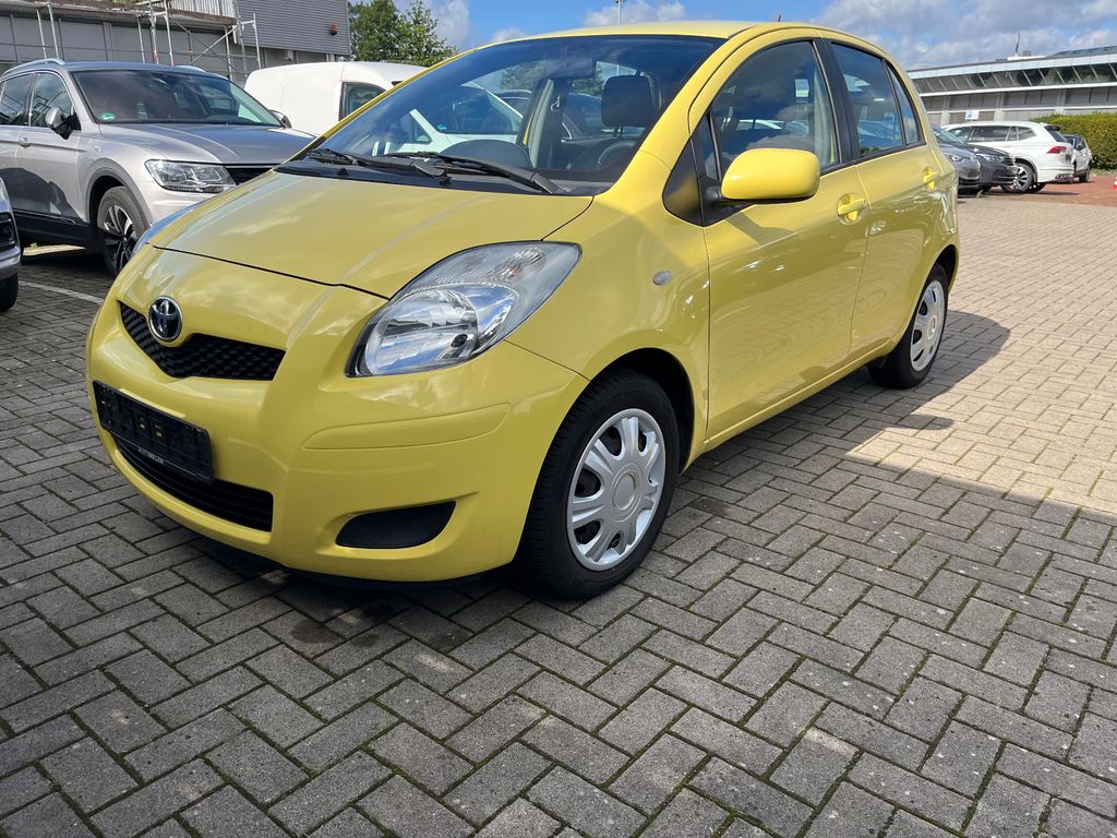 Bild des Angebotes Toyota Yaris 1,3 L 6-Gang Auto Albers