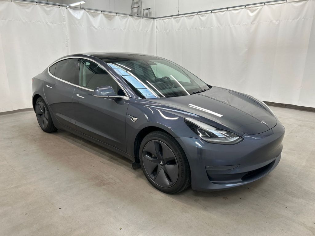 Tesla Model 3 Long Range Dual AWD