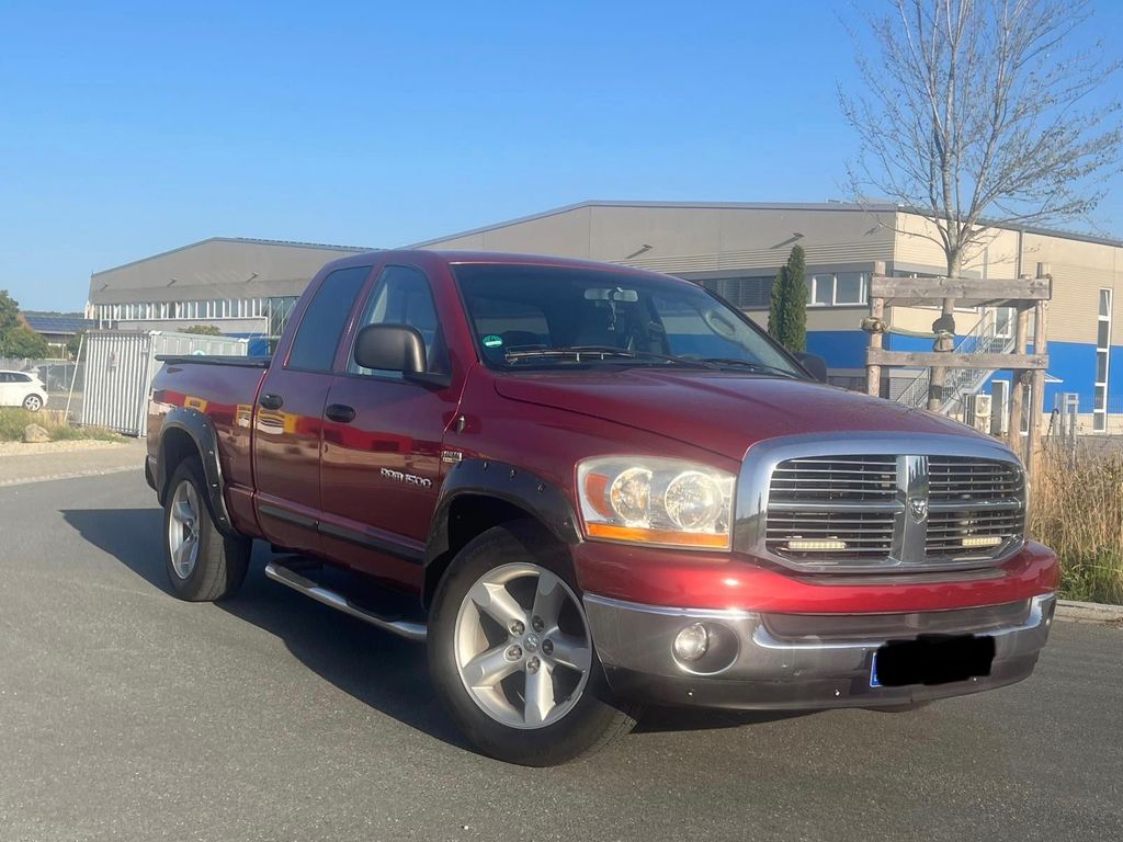 Dodge RAM 1500 5.7 Hemi TÜV 9/27