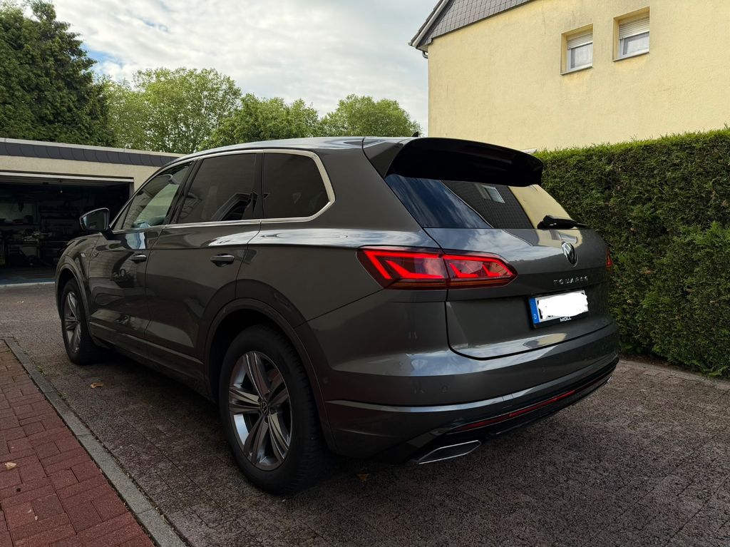 Bild des Angebotes Volkswagen TOUAREG R-LINE 3.0 V6 TDI 4MOTION MATRIX LED AHK