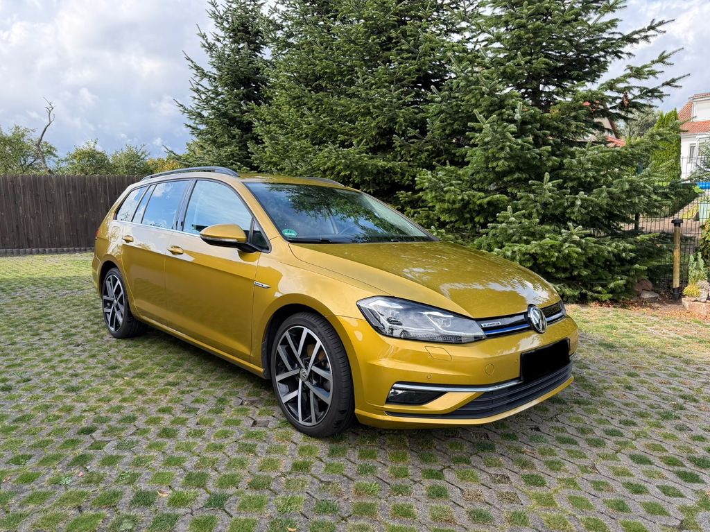 Bild des Angebotes Volkswagen Golf  Variant 1.5 TSI  BlueM. DSG Highline