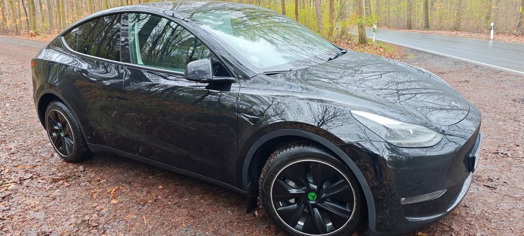 Bild des Angebotes Tesla Model Y Long Range Dual Motor AWD +Display