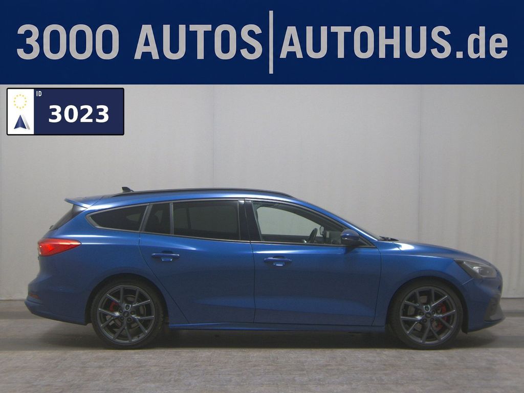 Ford Focus Turnier 2.3 ST Navi LED vc Pano ACC