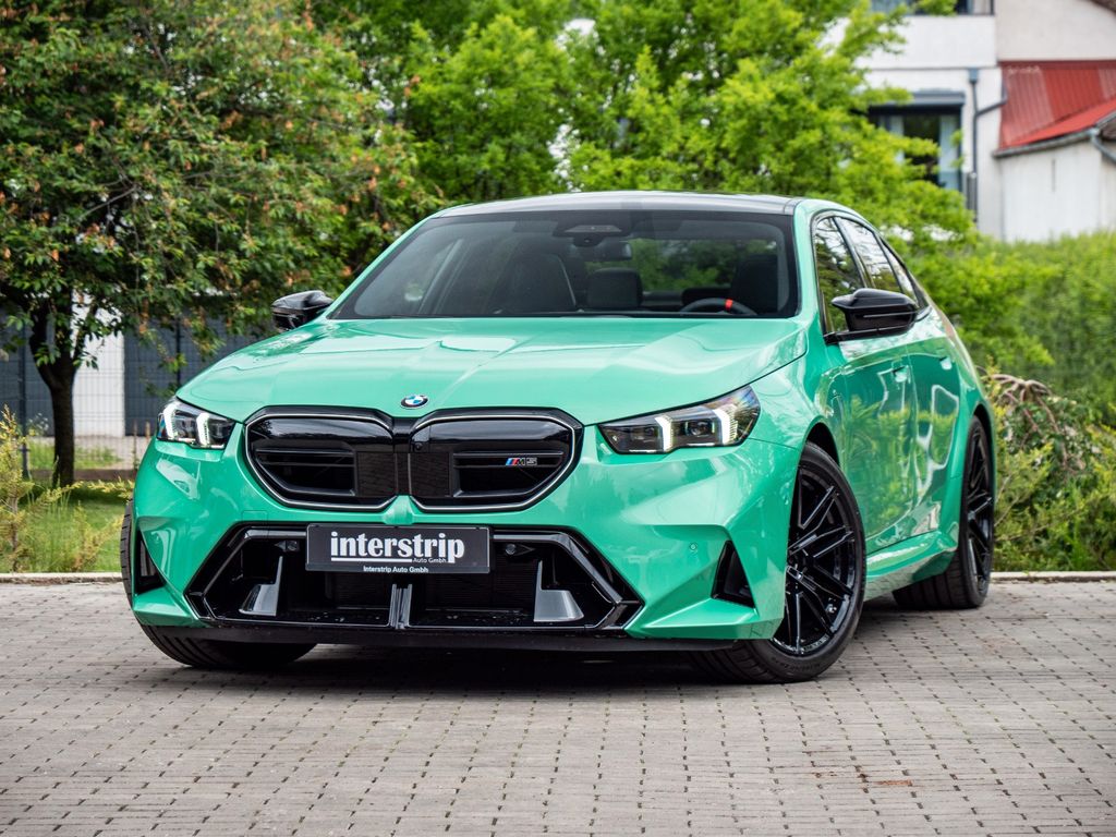 Bild des Angebotes BMW M5 INDIVIDUAL.DR.ASS.PRO.PANO.360.4ZONEN.LHZ.B&W