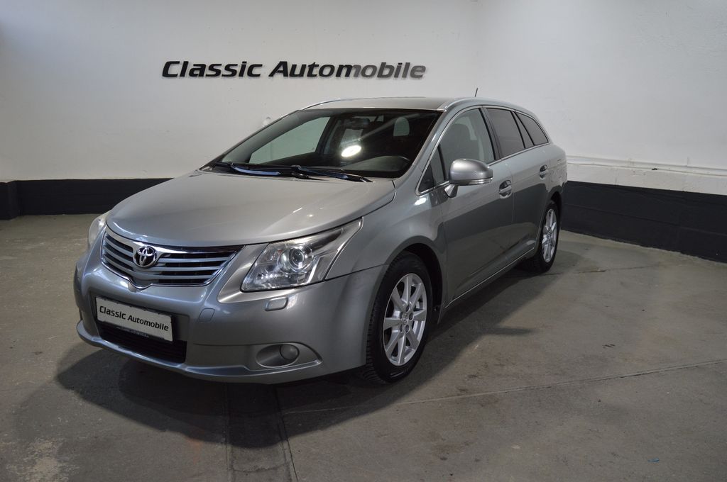 Bild des Angebotes Toyota Avensis Kombi Executive *Automatik*Kamera*