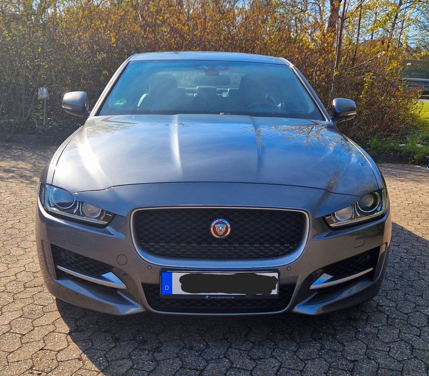 Bild des Angebotes Jaguar XE E-Performance 163PS R-Sport Automatik R-Sport