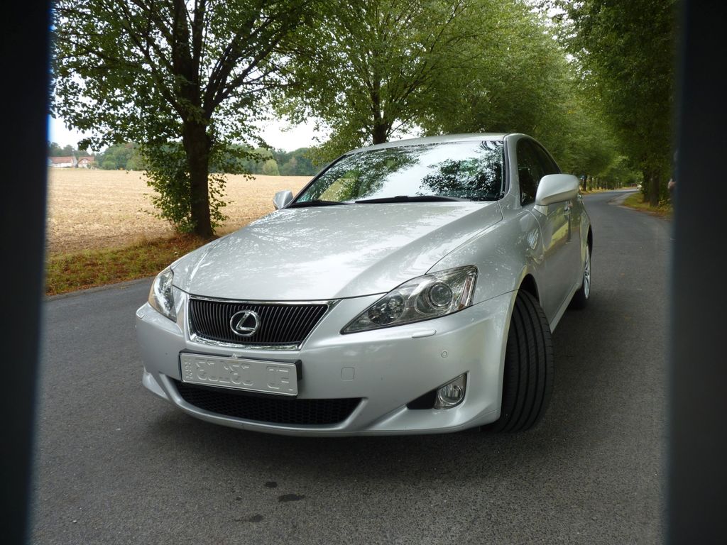 Bild des Angebotes Lexus IS 220d Luxury Line Navi+Xen+Leder+Mark Levinson