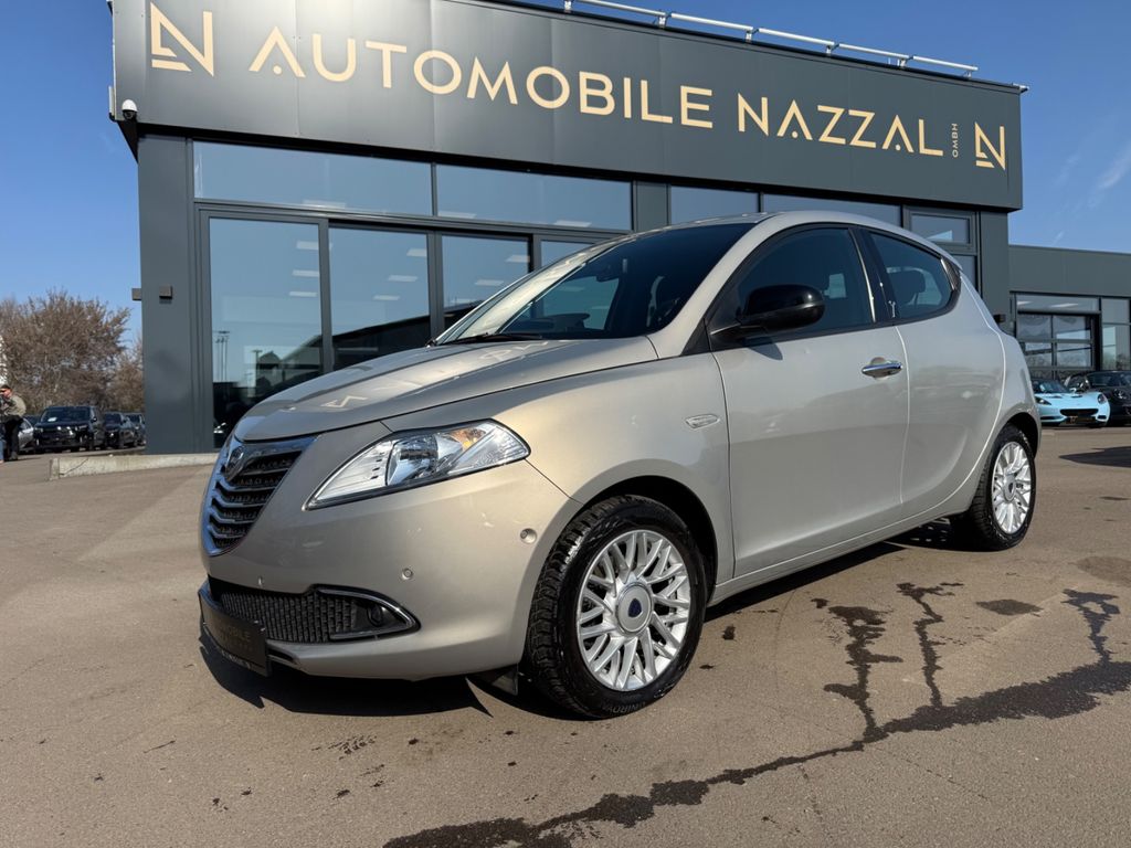 Bild des Angebotes Lancia YPSILON GOLD*KLIMA*PDC *ALLWETTERREIFEN*1.HAND*