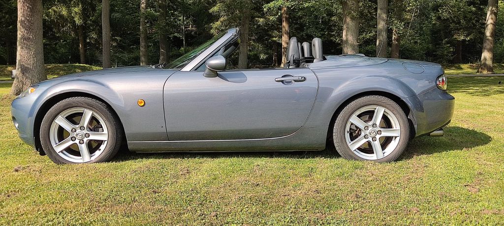 Bild des Angebotes Mazda MX-5  Cabrio elek. Klappdach 1,8L rostfrei Leder