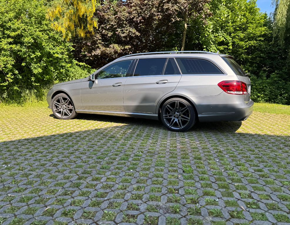 Bild des Angebotes Mercedes-Benz E 350 BlueTEC T AVANTGARDE