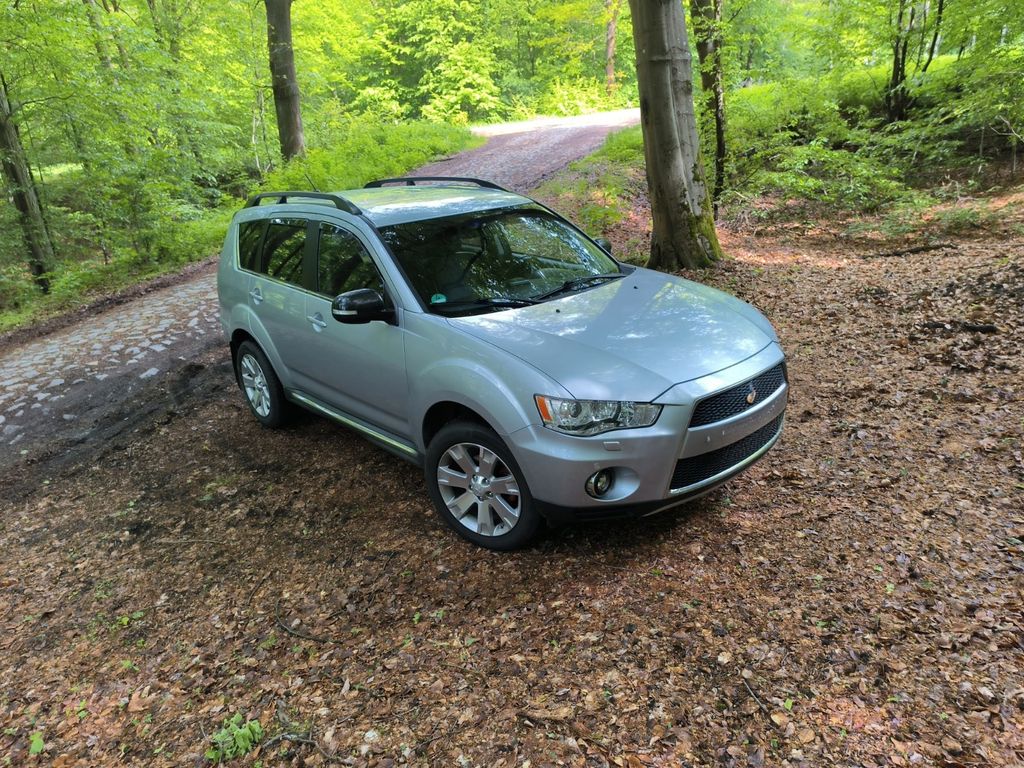 Bild des Angebotes Mitsubishi Outlander 2.2 DI-D+ MIVEC Edition 2WD ClearT...