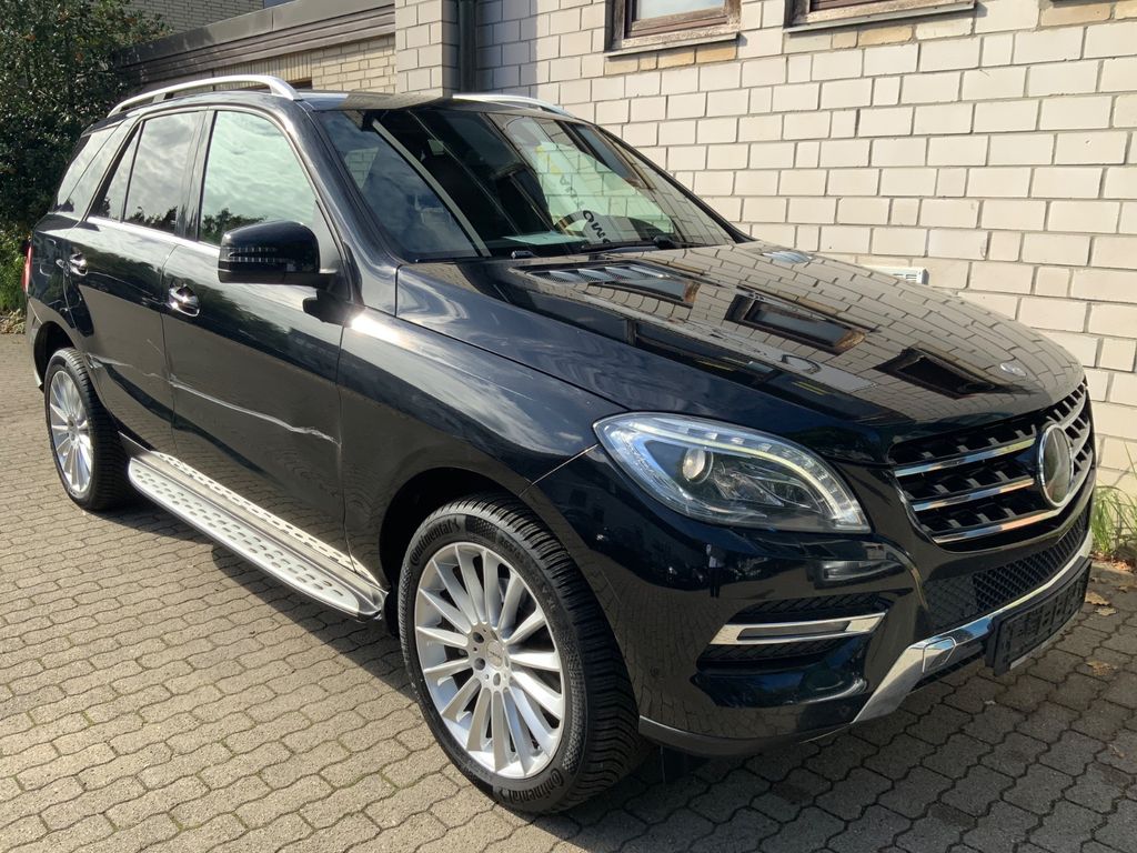 Bild des Angebotes Mercedes-Benz ML 350 CDI BlueTec 4Matic Leder/DisT/AHK/Xen/Kam