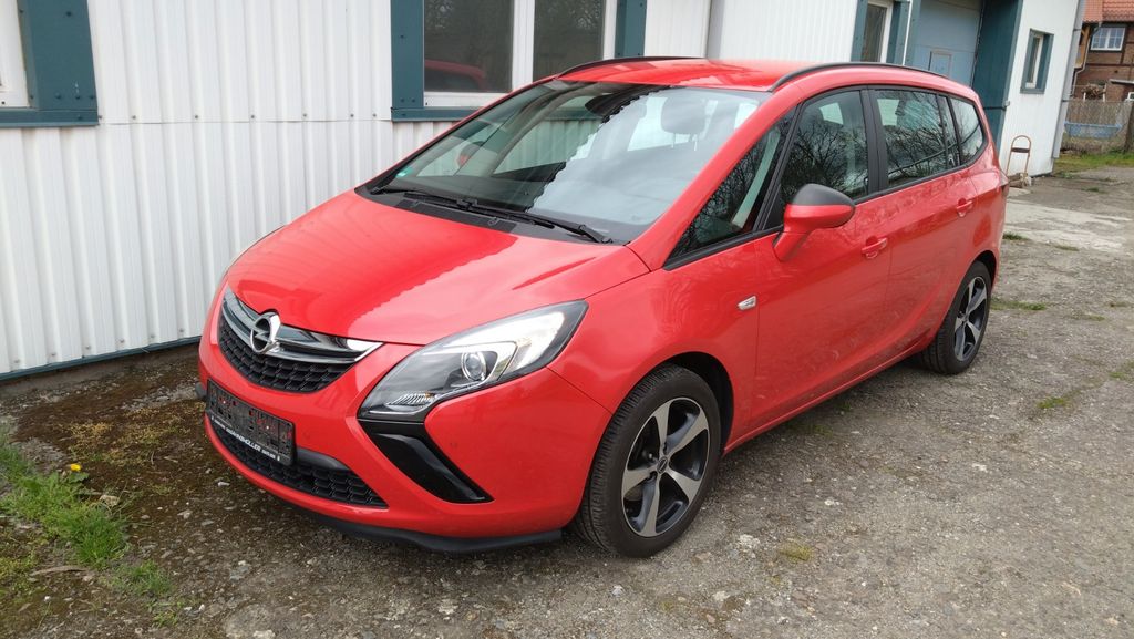 Bild des Angebotes Opel Zafira Tourer 1,4T 103 kW, AHK, Scheckheft