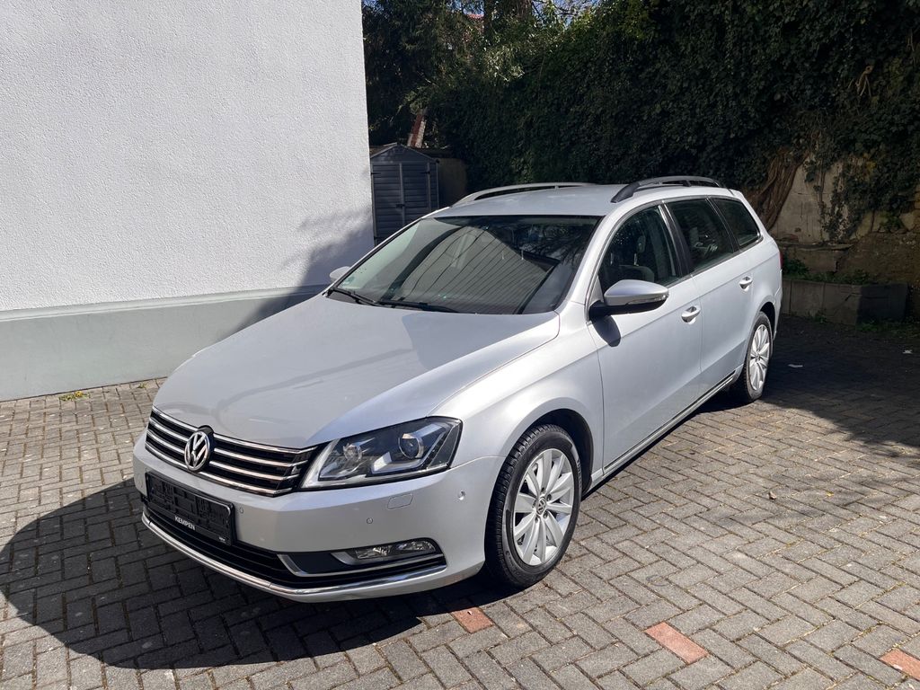 Bild des Angebotes Volkswagen Passat Variant Comfortline BlueMotion