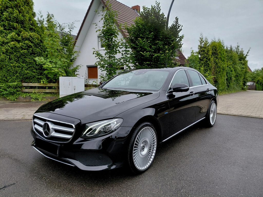 Bild des Angebotes Mercedes-Benz E 350 e Avantgarde* 20"LM*LEDER*360°-Kamera*ACC